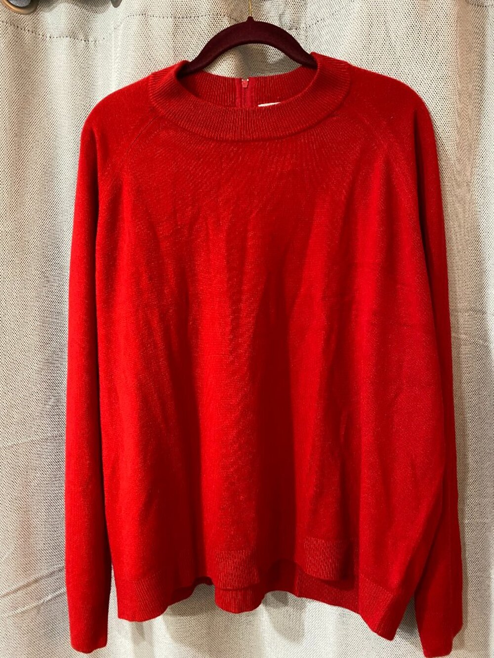 Beautiful Never Wore Lost Weight too big 2X Red for the Holidays Mock Turtleneck